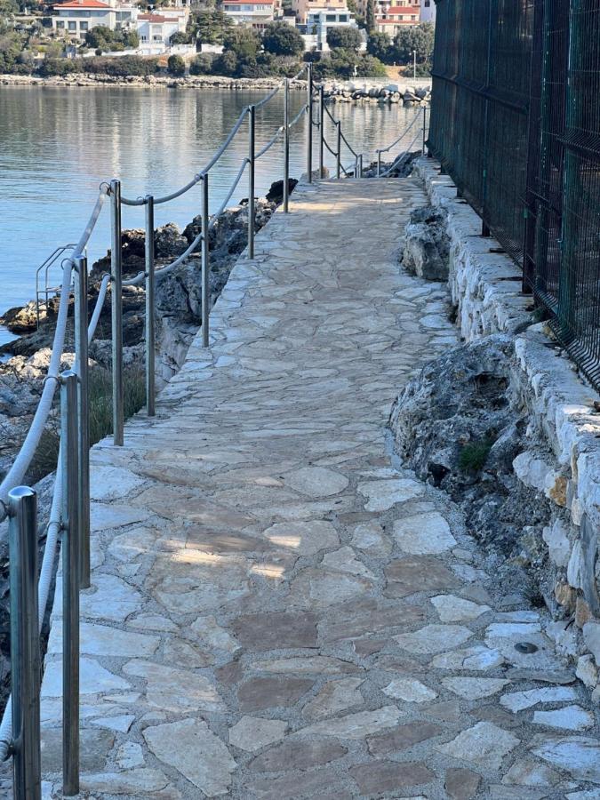 Apt By The Sea 1 بولا المظهر الخارجي الصورة